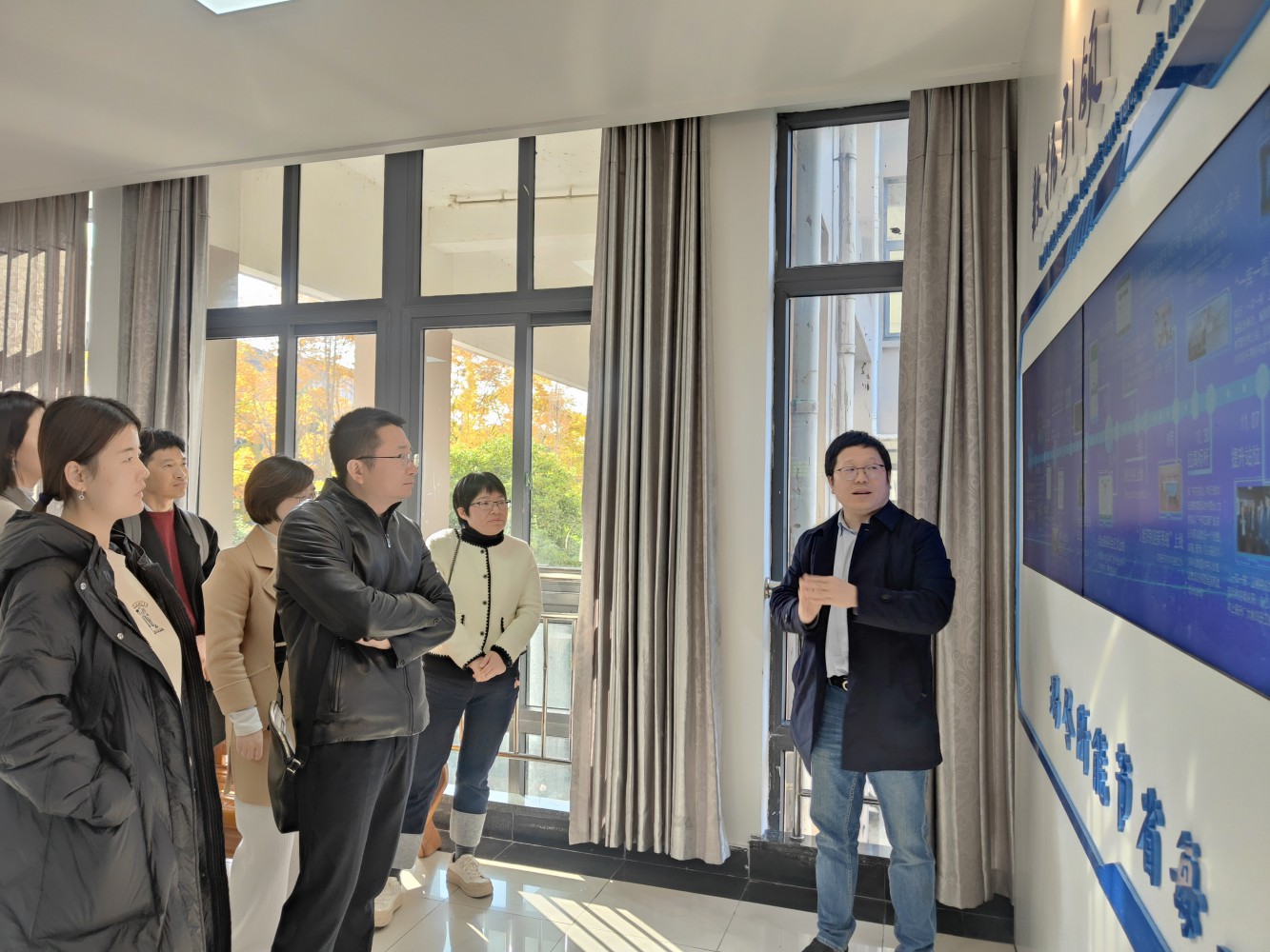 【杭州技师学院】浙江公路技师学院赴浙江农林大学进行数字校园建设走访调研