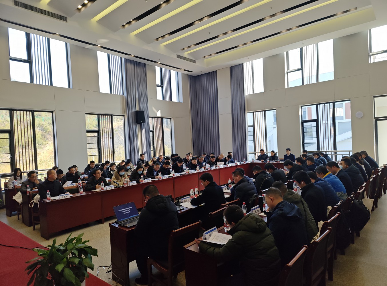 【杭州技师学院】全省浙路通数字公路基础底座建设、公路路网运行监测暨阳光救援会议在浙江公路技师学院顺利召开